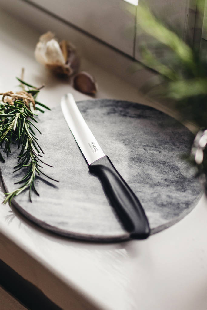 Sahalaitainen Yleisveitsi 10cm - Veitset ja teroittimet - 6419287611108 - 1